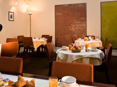 Dorsay 4* Paris